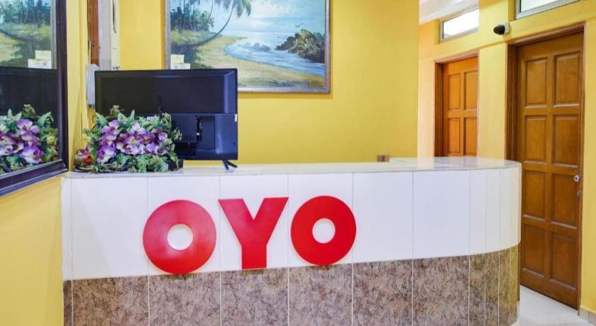 Oyo 89406 Lucky Budget Hotel Нілай Екстер'єр фото